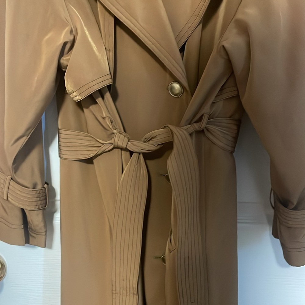 VINTAGE UTEX TRENCH COAT - Picture 2 of 4